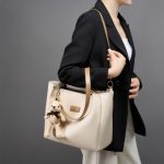 Tote Bag 2025 New Genuine Leather Premium Large Capacity Summer Niche Commuter Shoulder Bag