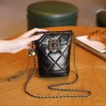 Fashion Genuine Leather Chain Phone Bag Classic Style 2025 New Quilted Gem Gold Ball Shoulder Calfskin Bag
