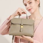 Export Viral Casual Handbag 2025 Winter New Retro Messenger Bag Shoulder Crossbody Commuter