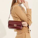 Genuine Leather Premium Small Bag 2025 Winter New Popular Best Seller Versatile Crossbody Elegant Square Bag