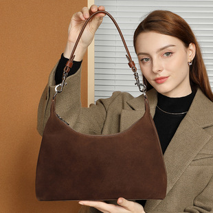 Product Image for 12725 Matte Cowhide Underarm Bag Tote 2025 New Premium Texture Large Capacity Commuter Genuine Leather Shoulder Bag - Image 1