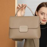 Top Layer Cowhide Shoulder Crossbody Minimalist Fashion Bag Classic Shell Bag 2 Straps Large Capacity Soft Leather