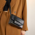 2025 Crossbody Unisex Soft Leather Woven Square Bag Men's Bag Box Bag Niche Design Shoulder Cowhide Women's Bag