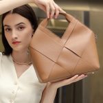 Cross-border Best Seller Top Layer Genuine Leather Woven Handbag Inverted Triangle Design Fashion Soft Leather Crossbody