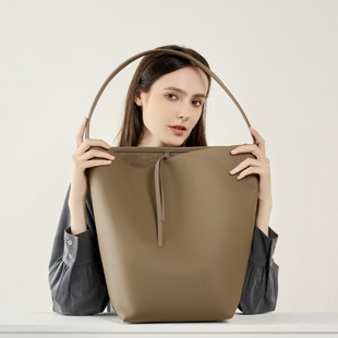 Product Image for 12557 High-end Top Layer TOGO Cowhide Japan Korea Slouchy Style Genuine Leather Bucket Bag Large Capacity Shoulder Tote - Image 1