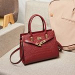 Women's Versatile Bag 2025 New Summer Fashion Large Capacity Middle-aged Women's Genuine Leather Mom Handbag