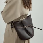 Export Quality Top Layer Cowhide Bucket Bag Niche Design Minimalist Commuter Genuine Leather Large Capacity Shoulder Crossbody