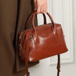 2025 New Genuine Leather Saddle Bag Commuter Underarm Niche Design Best Seller Handheld Shoulder Bag